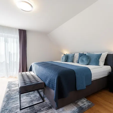 Platschberg Urban Hideaway - Stilvolles Ferienhaus Mit Pool An Der Weinstrasse Berghausen Room photo