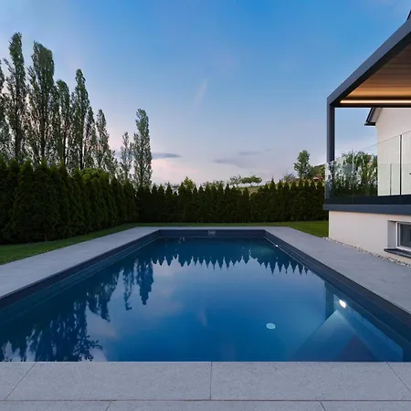 Platschberg Urban Hideaway - Stilvolles Ferienhaus Mit Pool An Der Weinstrasse Berghausen Exterior photo